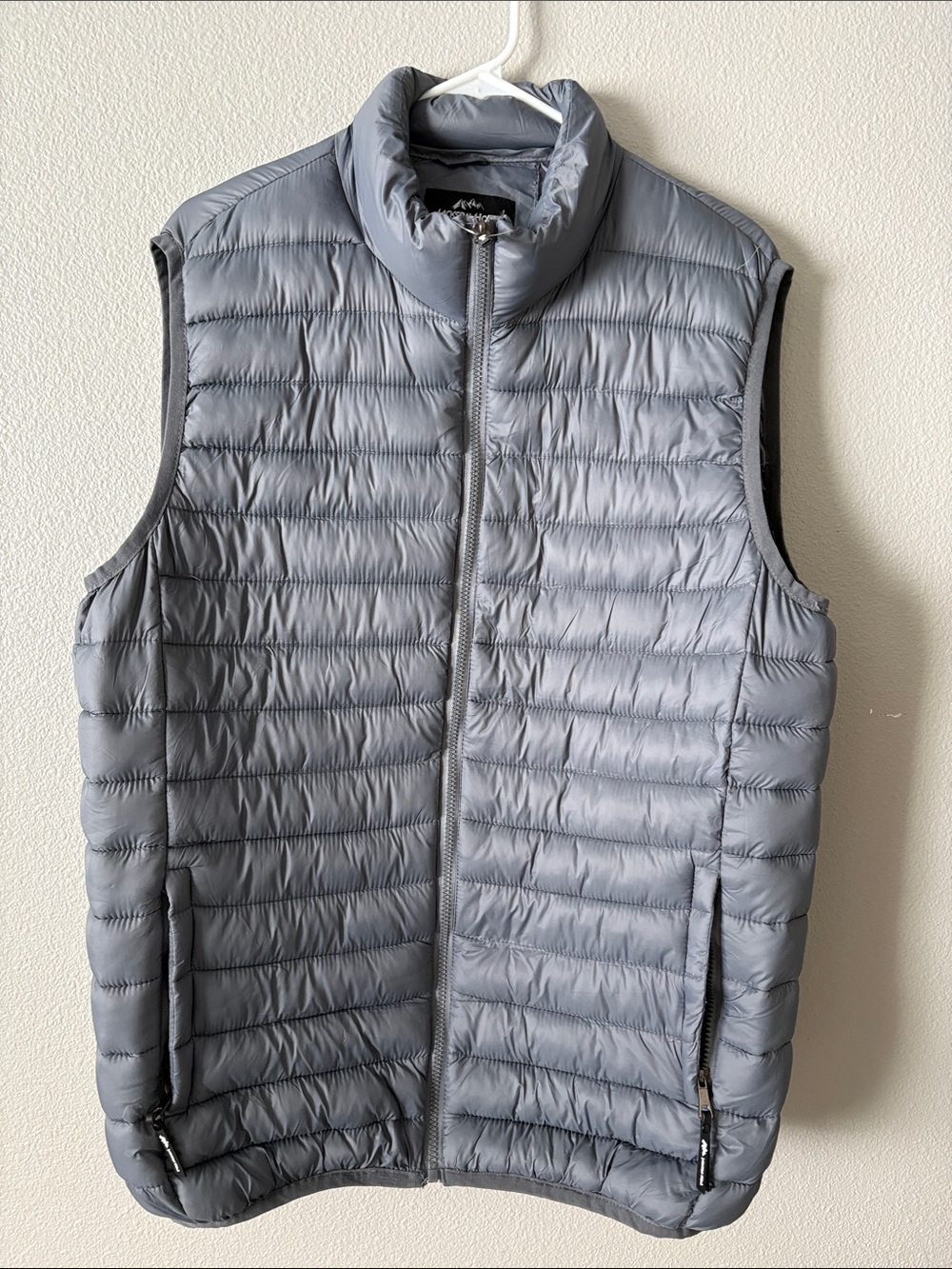 Jackson Hole Lightweight Gray Quilted Puffer Vest - L NEW
